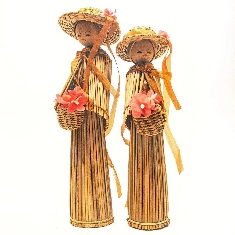 Pair VTG Broom Straw Peg Dolls Bonnets & Flowers Folk Art Mother/Daughter